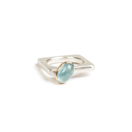 Thick silver ring with oval aquamarine #barbaraspencejewellery